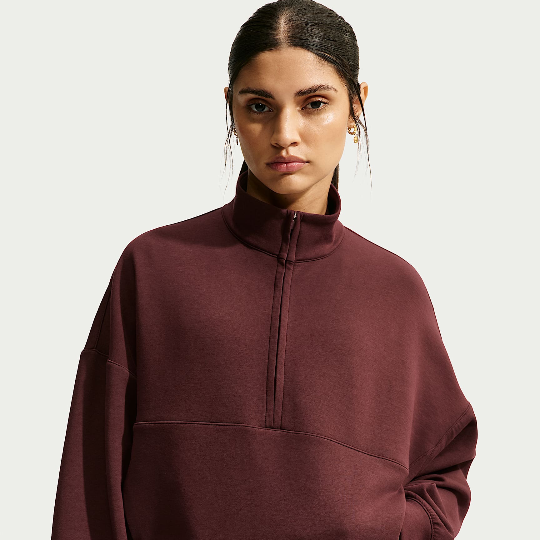 Nike 24.7 ImpossiblySoft Women's Dri-FIT Oversized 1/2-Zip Top